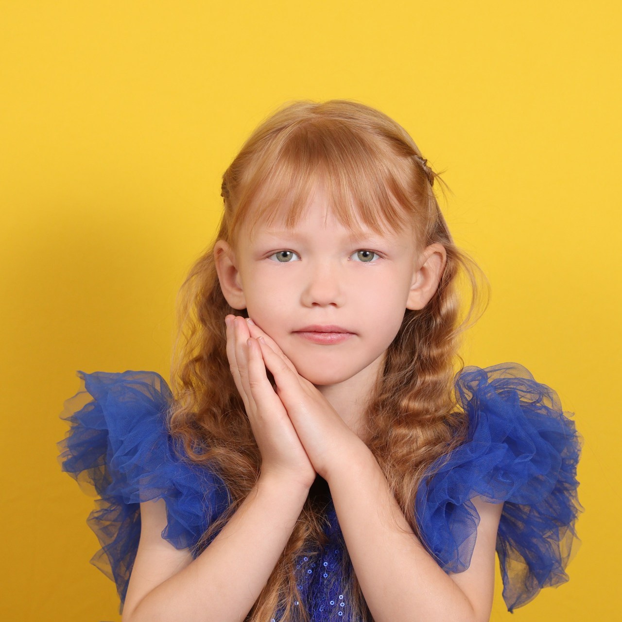 Отзывы и пожелания о Мастерской детской фотографии Happybook. Детский фотограф в Алматы, виньетки, выпускной альбом Алматы