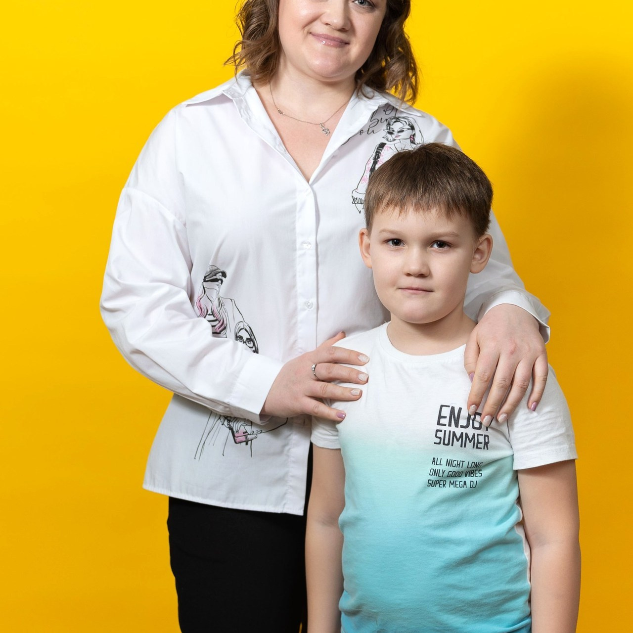 Отзывы о моей работе и готовых выпускных альбомах от Лапшиной Юлии. Лапшина Юлия — школьный фотограф в Нижнем Новгороде. Выпускные альбомы