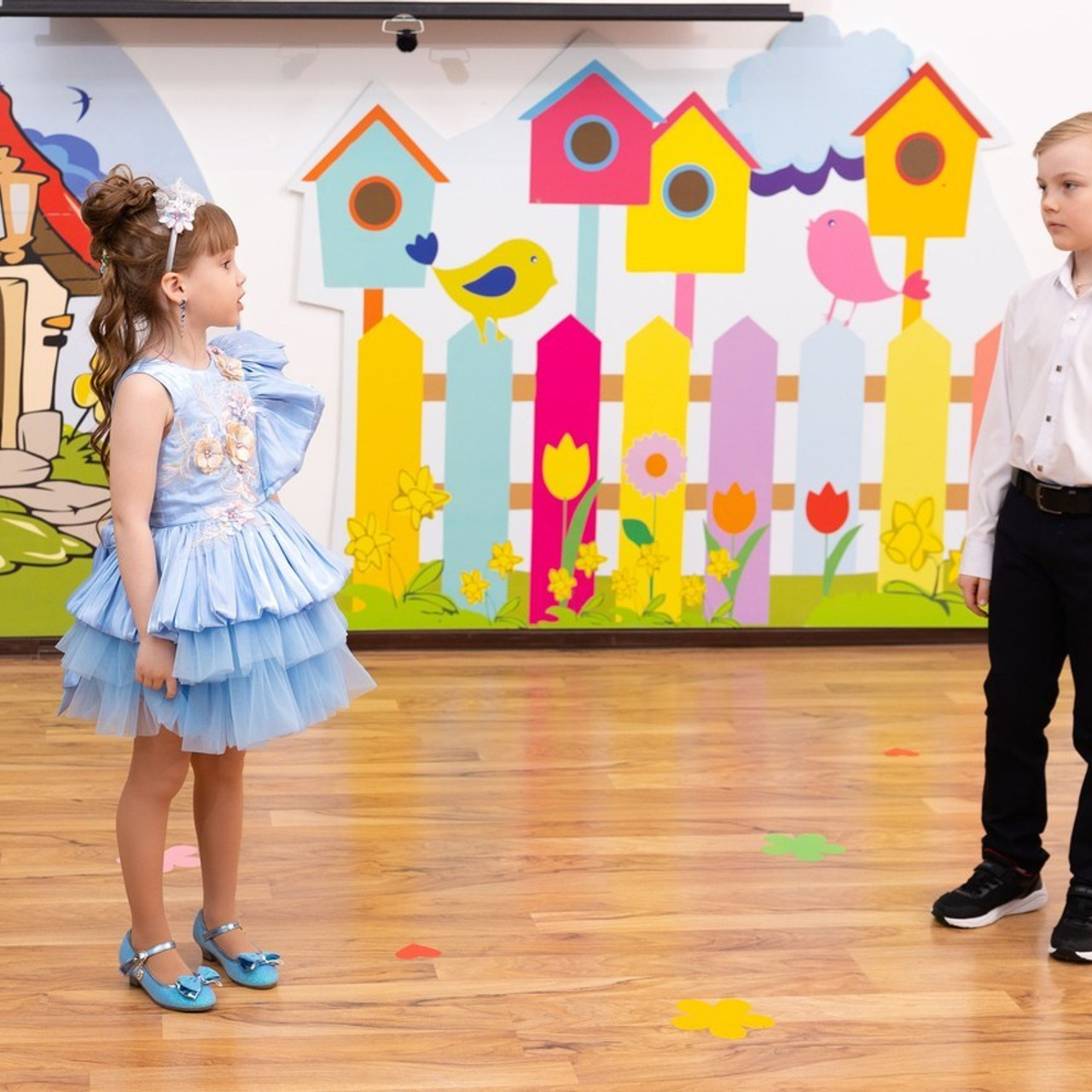 Отзывы о моей работе и готовых выпускных альбомах от Лапшиной Юлии. Лапшина Юлия — школьный фотограф в Нижнем Новгороде. Выпускные альбомы