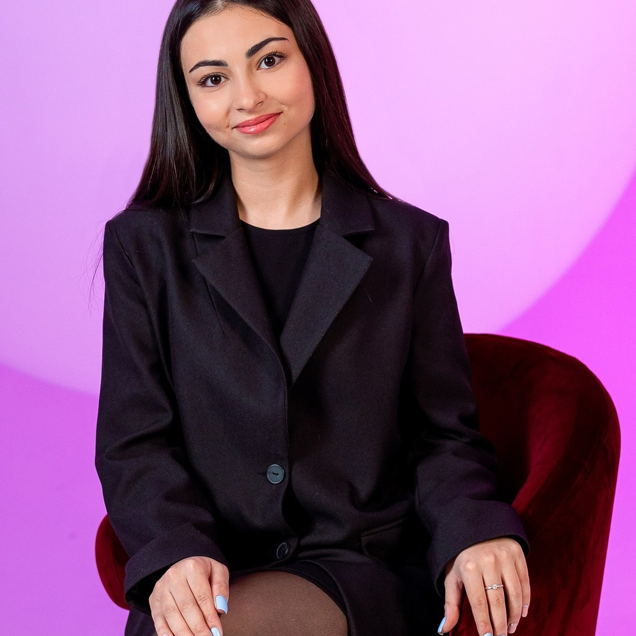 Отзывы о моей работе и готовых выпускных альбомах от Лапшиной Юлии. Лапшина Юлия — школьный фотограф в Нижнем Новгороде. Выпускные альбомы