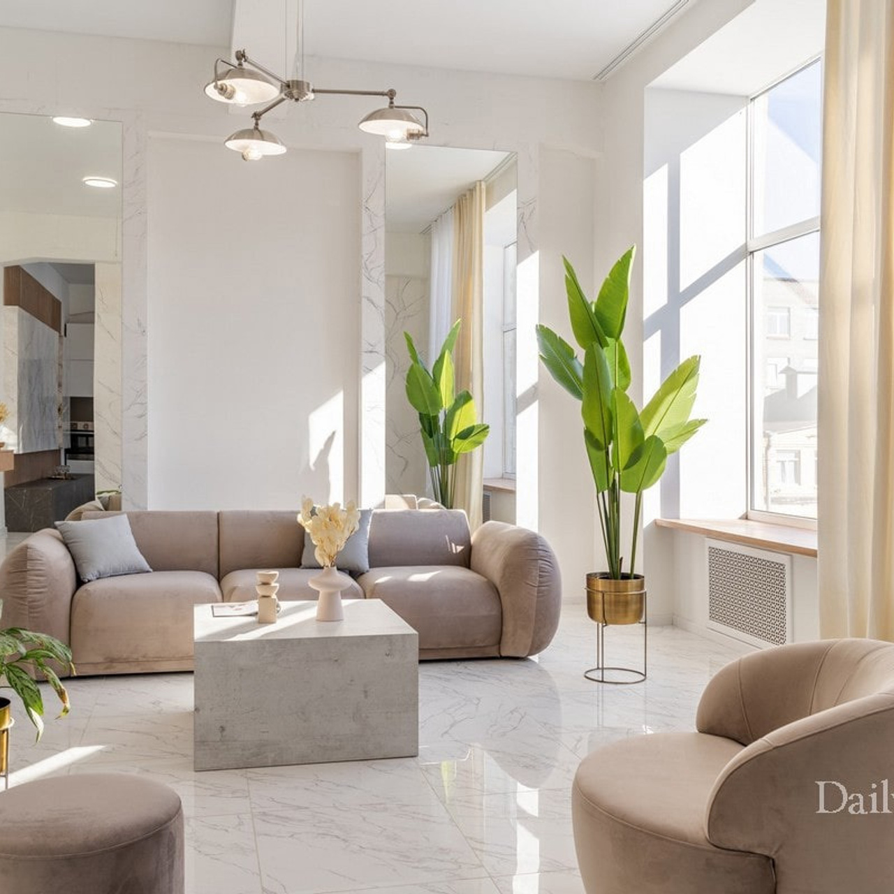 Фотостудия Daily Studio. Профессиональный фотограф беременности в СПБ. Стильные фотосессии беременности в стиле минимализм и классическая фотография