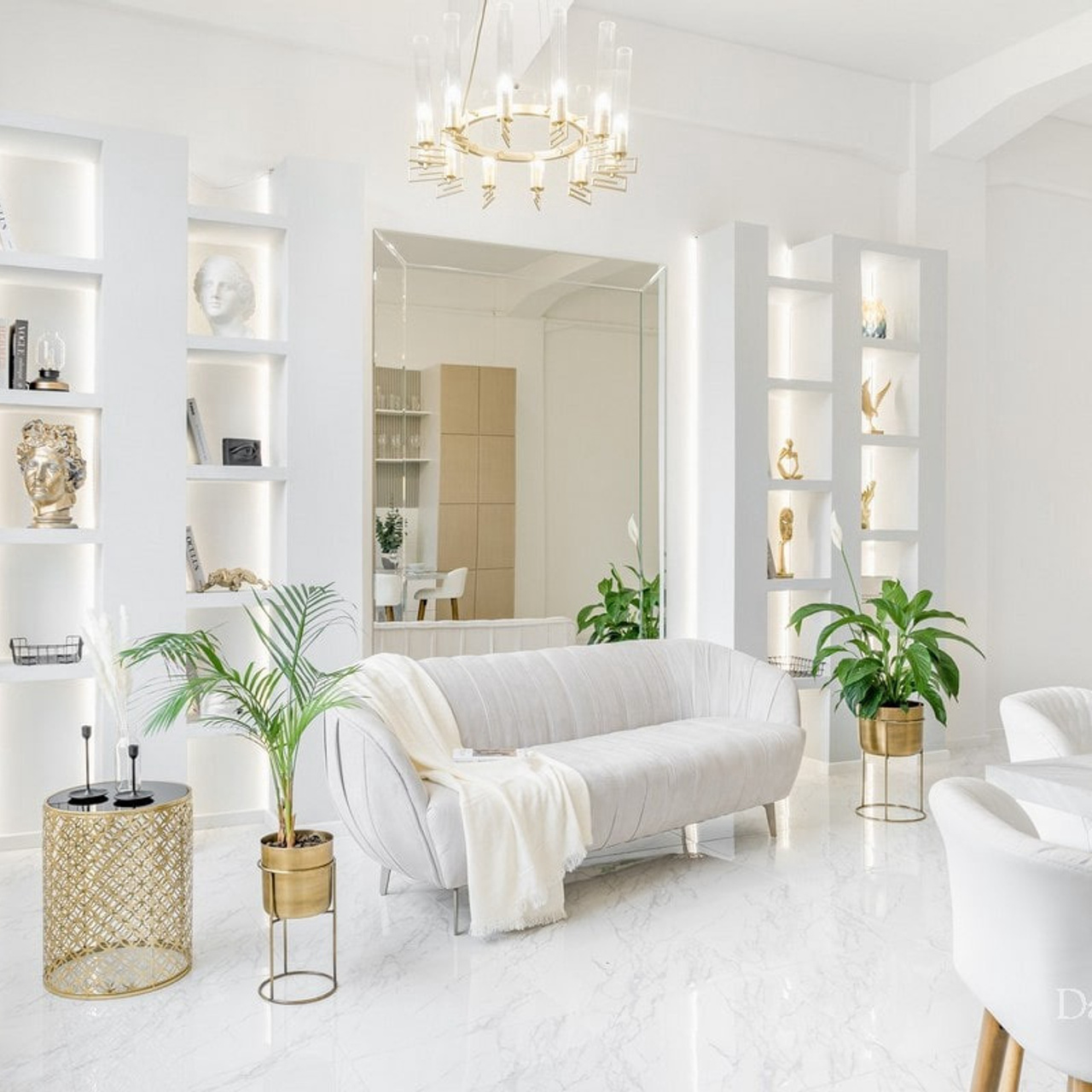 Фотостудия Daily Studio. Профессиональный фотограф беременности в СПБ. Стильные фотосессии беременности в стиле минимализм и классическая фотография