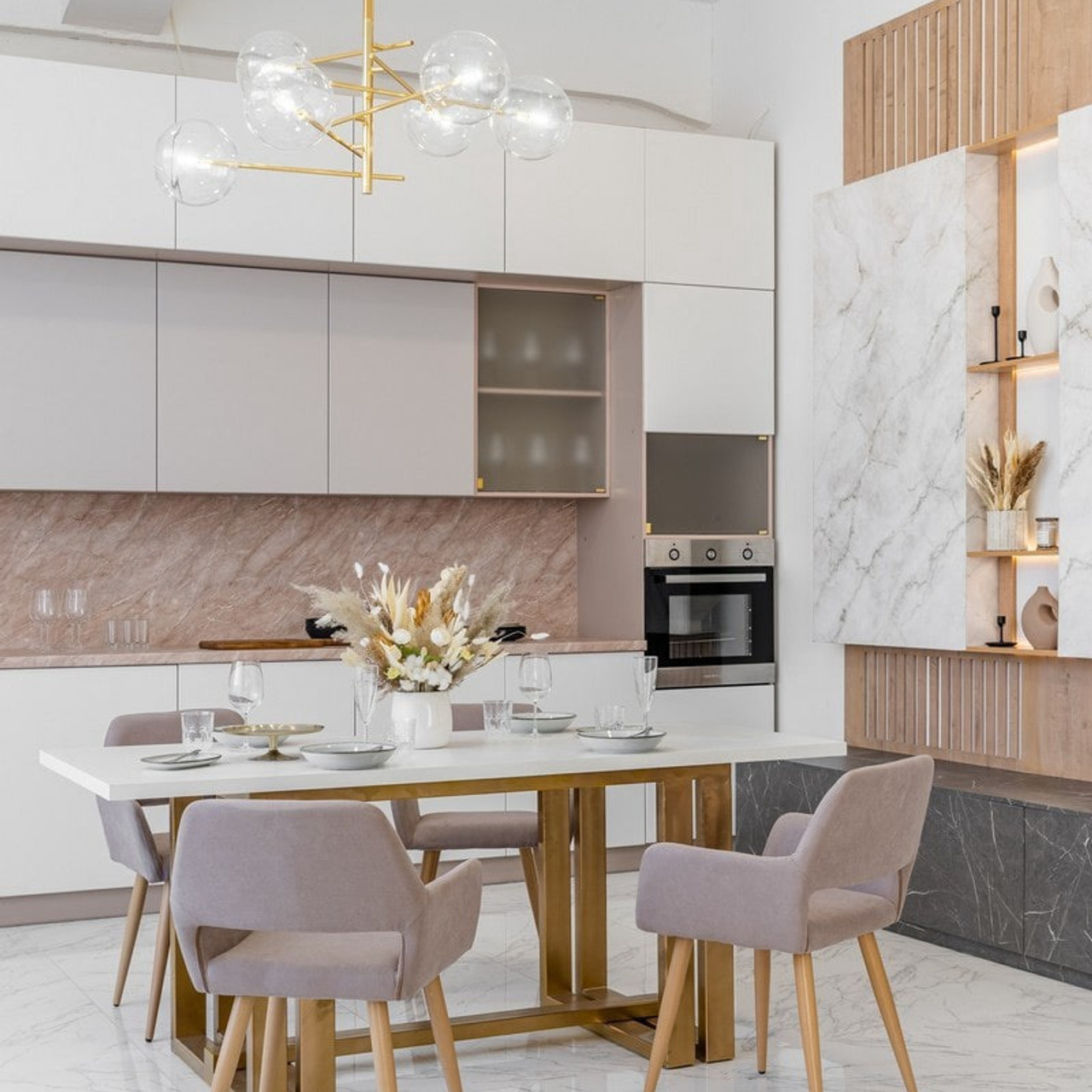 Фотостудия Daily Studio. Профессиональный фотограф беременности в СПБ. Стильные фотосессии беременности в стиле минимализм и классическая фотография