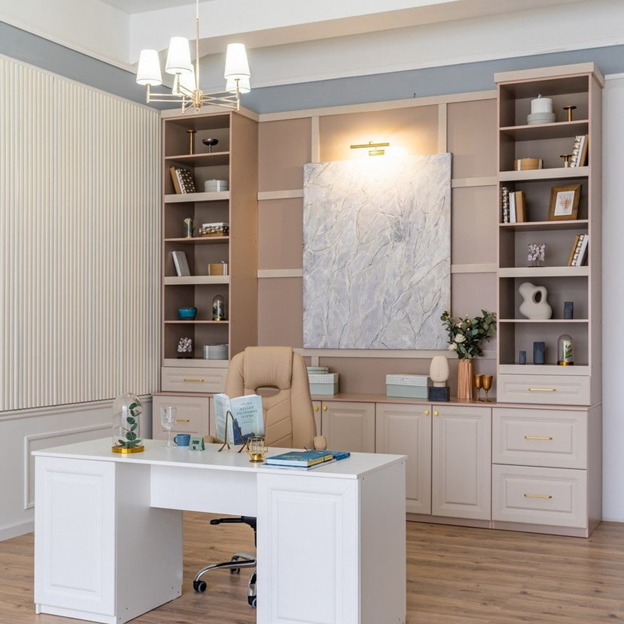 Фотостудия Daily Studio. Профессиональный фотограф беременности в СПБ. Стильные фотосессии беременности в стиле минимализм и классическая фотография