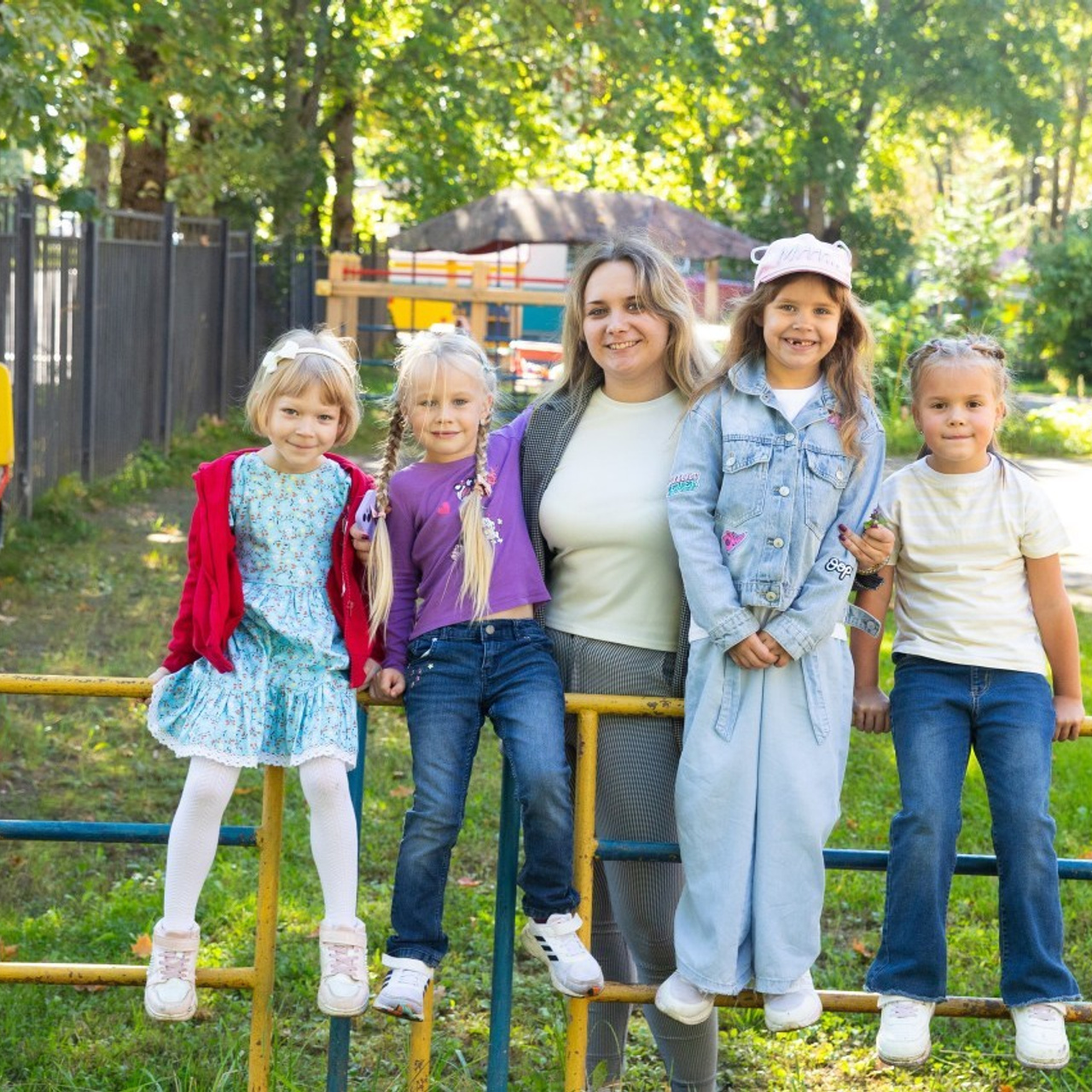 Отзывы о выпускных альбомах и фотосессиях. ВЫПУСКНЫЕ АЛЬБОМЫ для детского сада и школы Санкт-Петербург и Лен. область