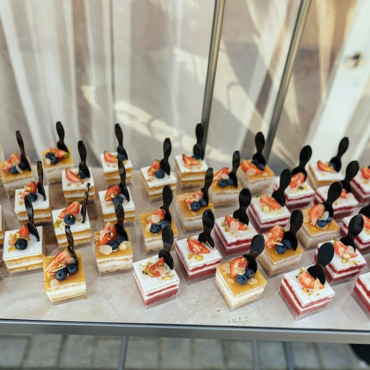 Отзывы. Издательство выпускных альбомов МЕЛ в Барнауле