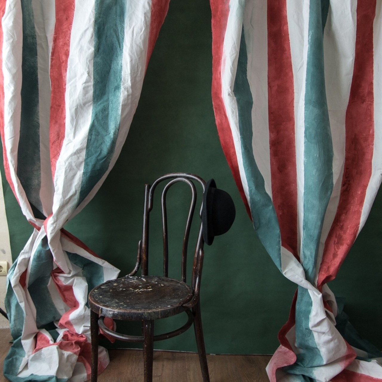 ретро цирковые занавески в полоску