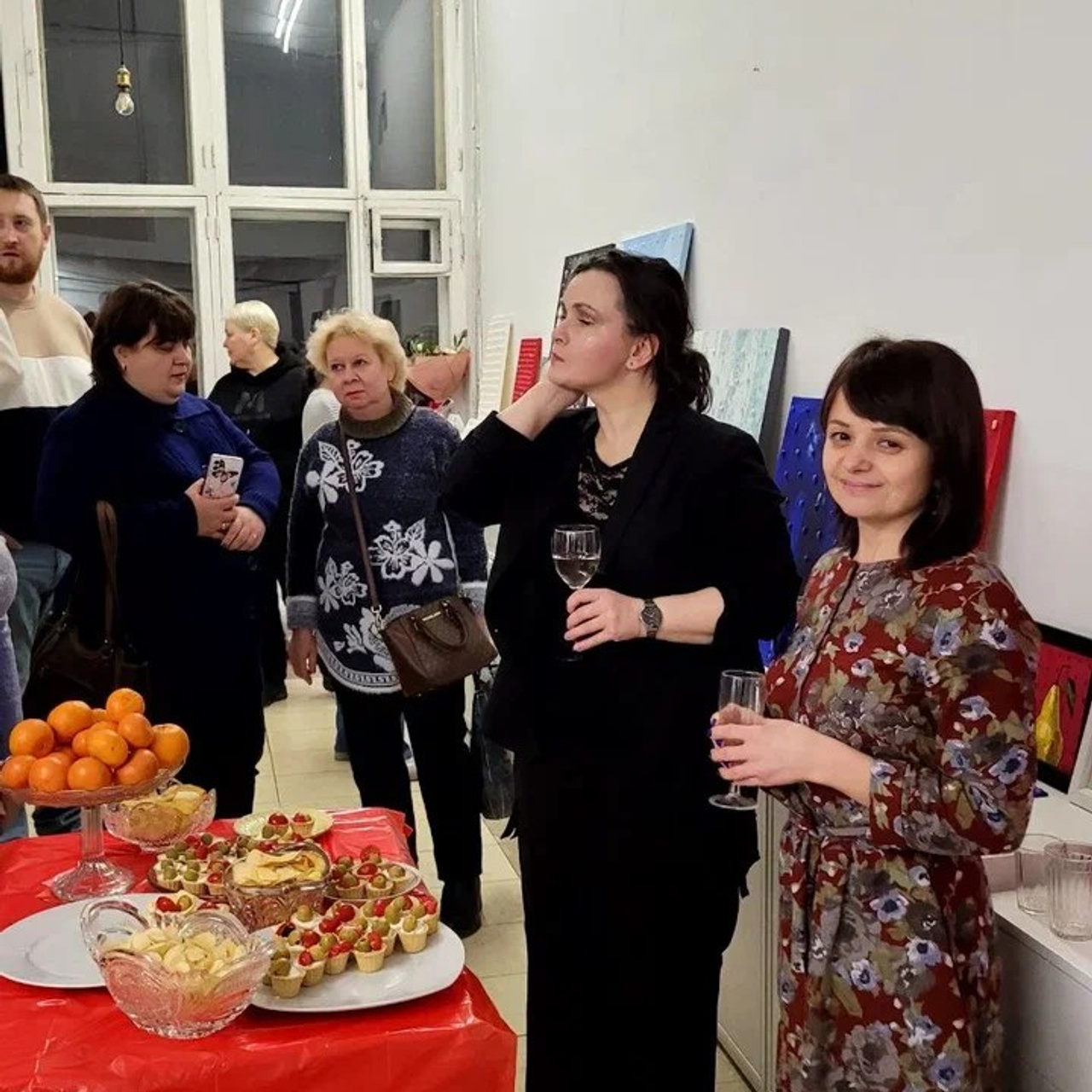 «Точка опоры». Квартира —музей «Ячейка F». Галерея авторских картин художницы Бельмесовой Евгении