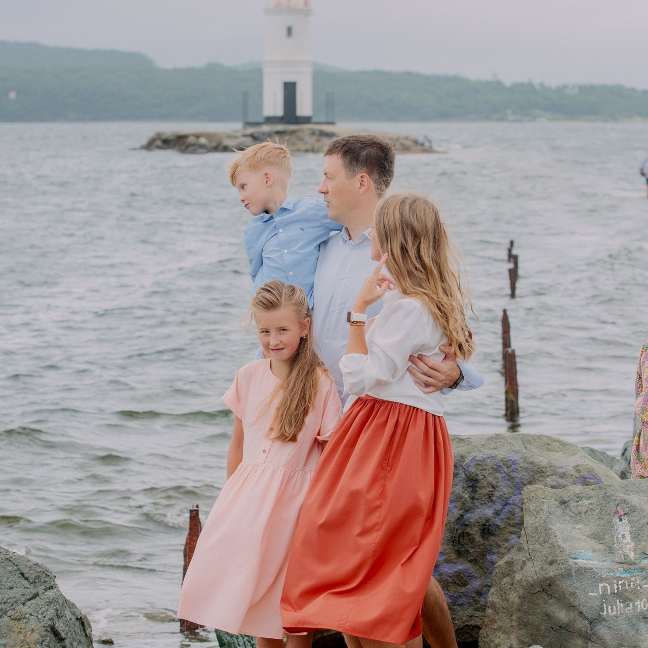 Отзывы реальных клиентов после получения фотографий. Портретный, свадебный, репортажный фотограф во Владивостоке Юлиана Джули Фокс