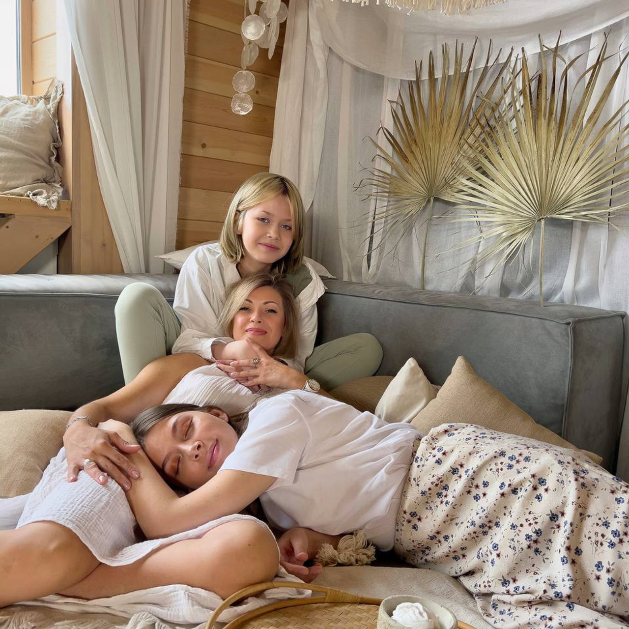 Натали, Полина, Соня.