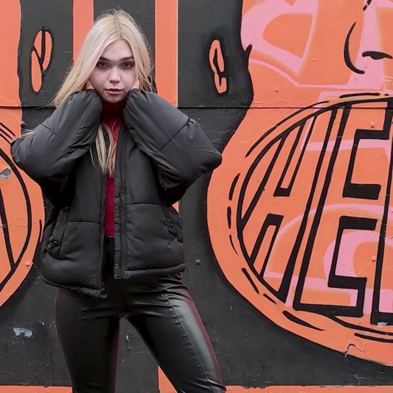 Монтаж. Видеомейкер и фотограф Кэтрин.Филм