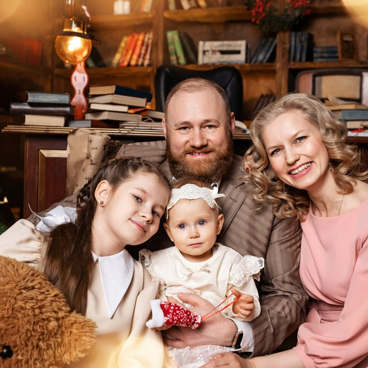 Ваш фотогрфа Елена Горбунова. Фотограф Пермь. Свадьбы. Семья и дети, школа, д. сад. Фотокниги