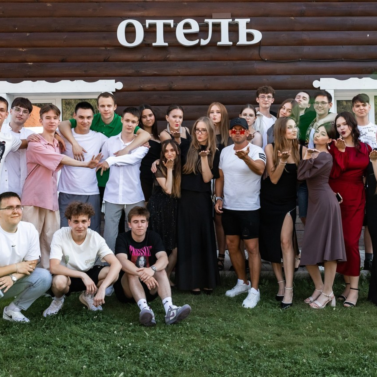 Ваш фотогрфа Елена Горбунова. Фотограф Пермь. Свадьбы. Семья и дети, школа, д. сад. Фотокниги