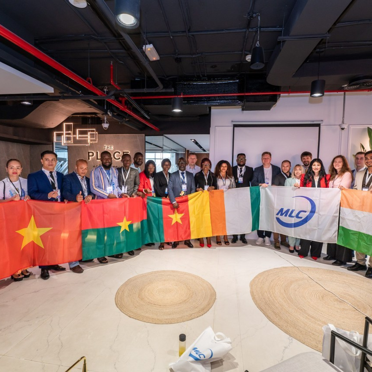 Reviews. Advertising photographer in Dubai — Maxim Mitrofanov