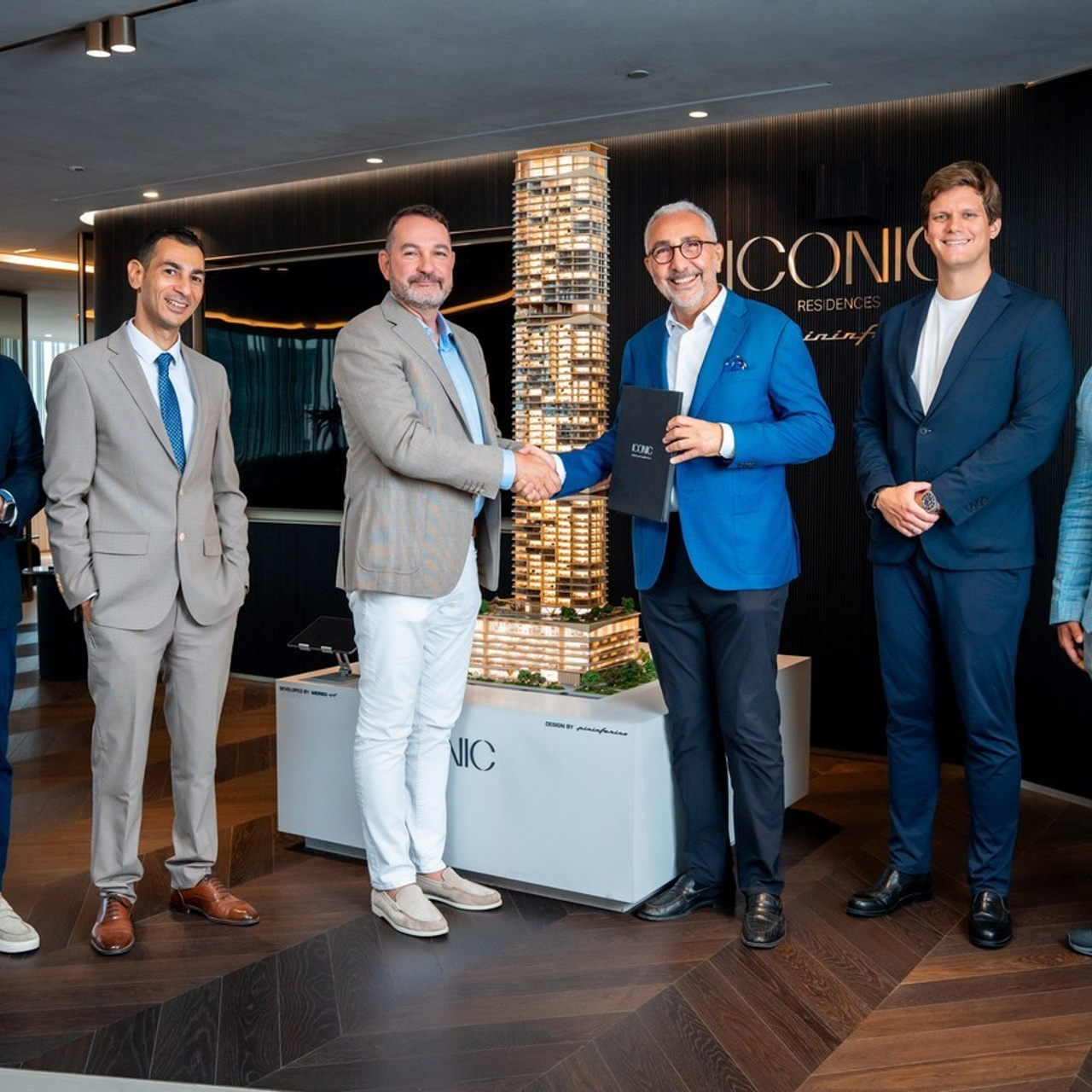 Reviews. Advertising photographer in Dubai — Maxim Mitrofanov