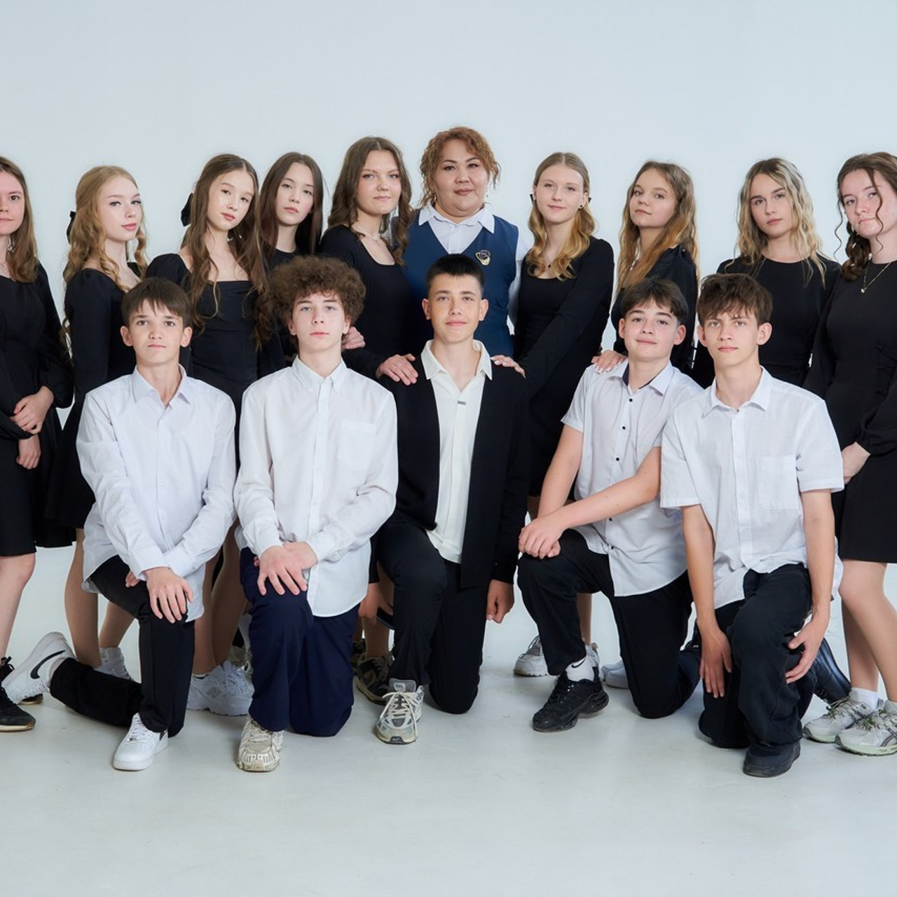 ОТЗЫВЫ. Школьный фотограф в Уральске, студия | Классный Школьный Альбом