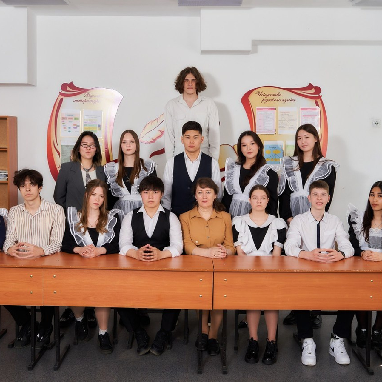 ОТЗЫВЫ. Школьный фотограф в Уральске, студия | Классный Школьный Альбом