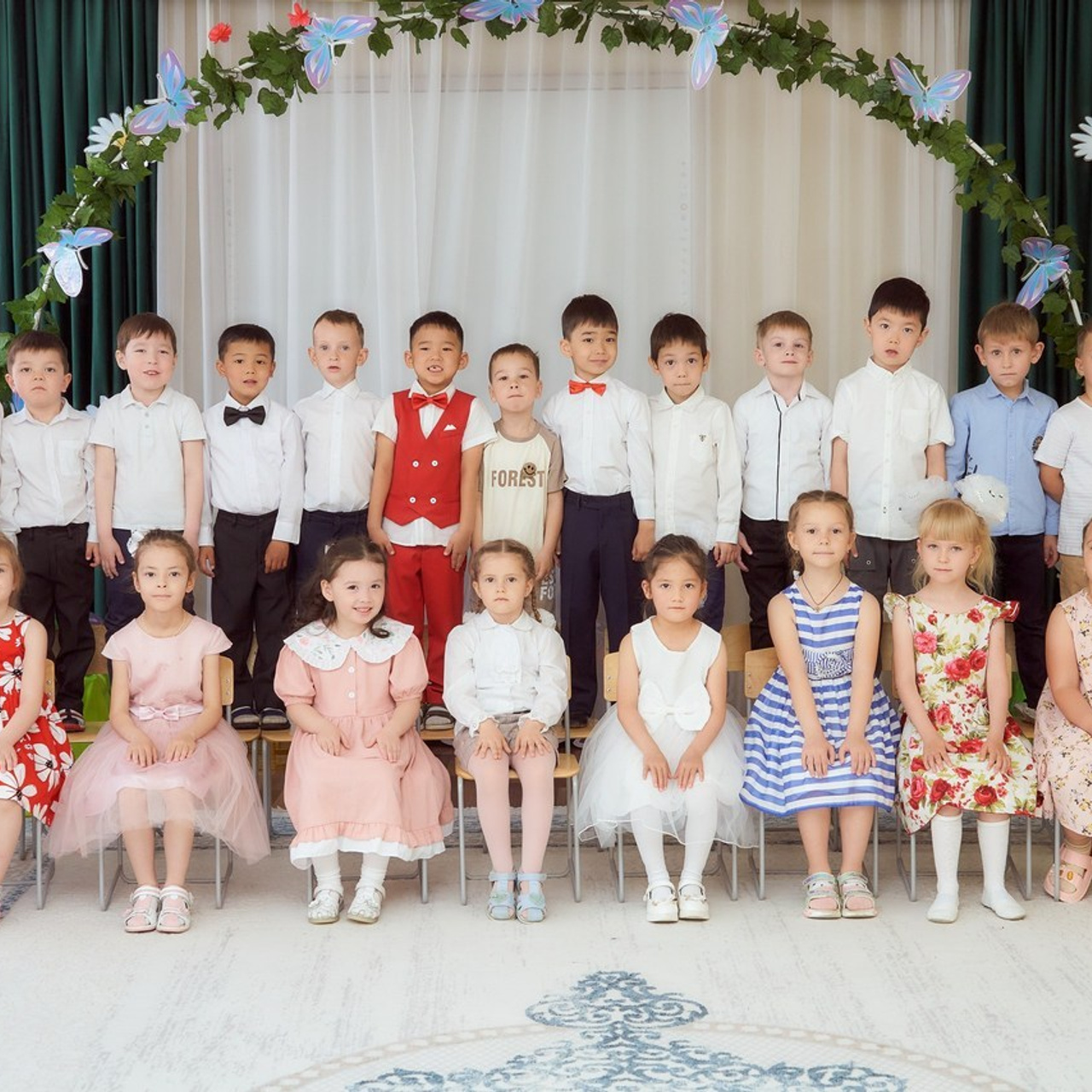 ОТЗЫВЫ. Школьный фотограф в Уральске, студия | Классный Школьный Альбом