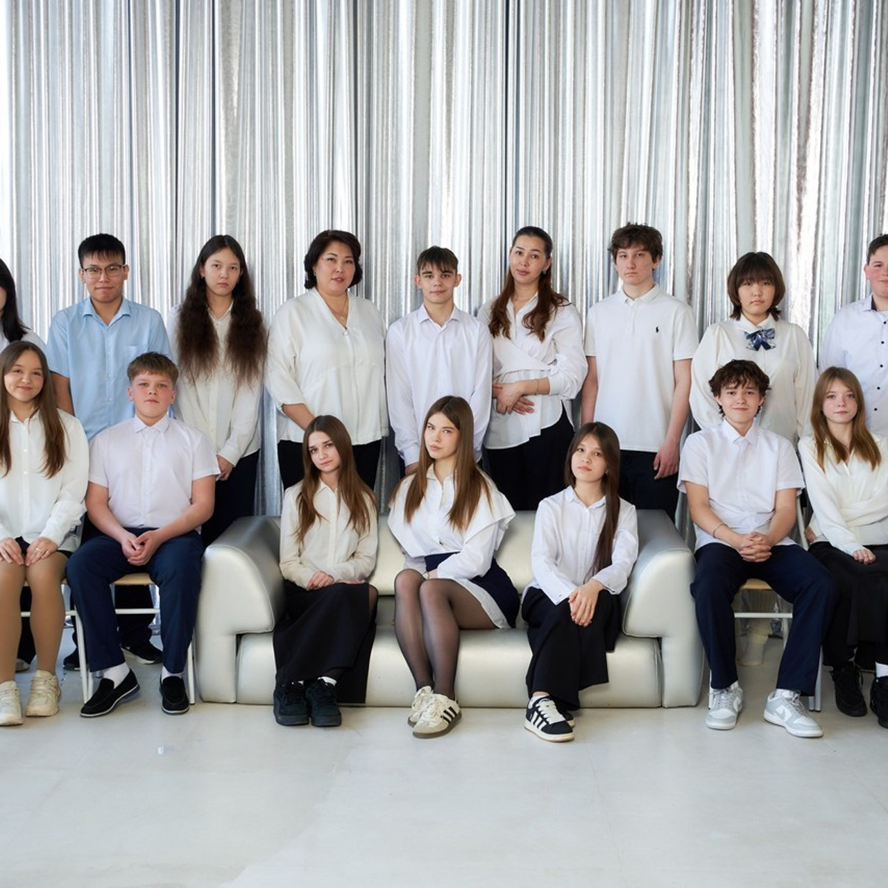 ОТЗЫВЫ. Школьный фотограф в Уральске, студия | Классный Школьный Альбом