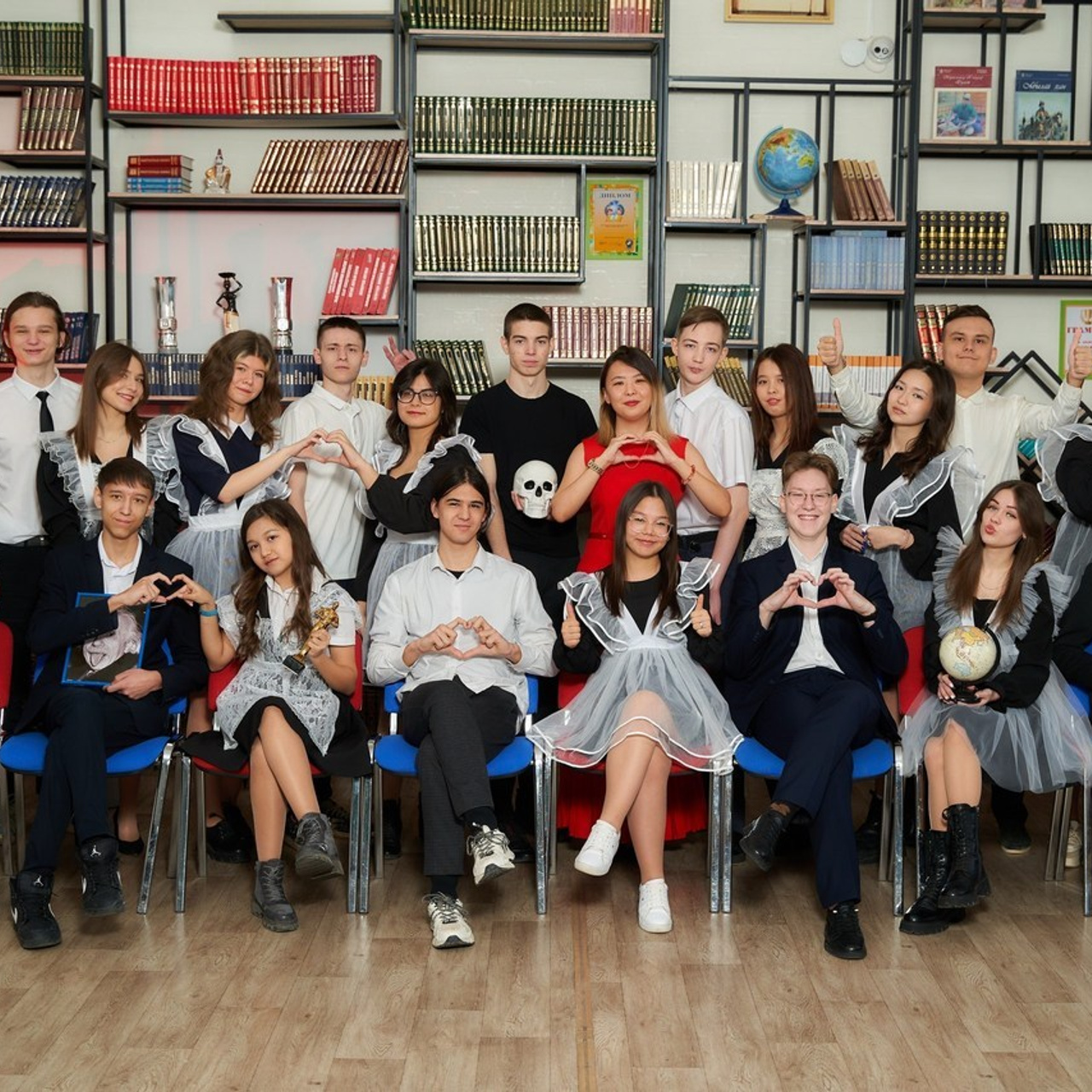 ОТЗЫВЫ. Школьный фотограф в Уральске, студия | Классный Школьный Альбом