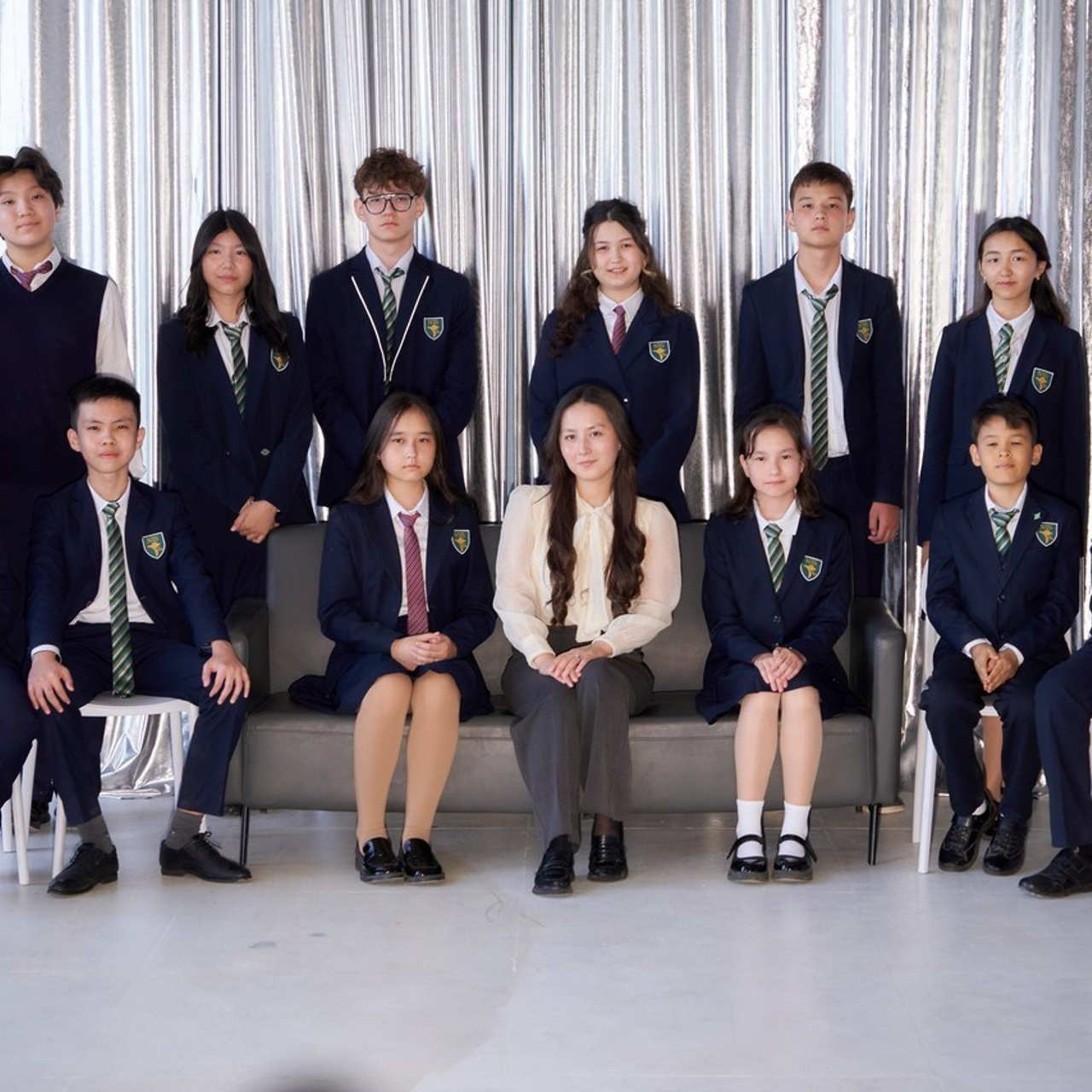 ОТЗЫВЫ. Школьный фотограф в Уральске, студия | Классный Школьный Альбом