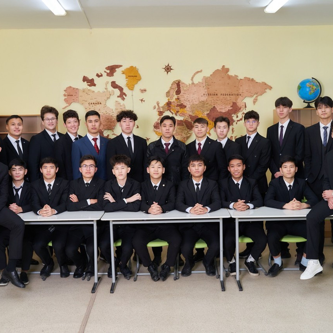 ОТЗЫВЫ. Школьный фотограф в Уральске, студия | Классный Школьный Альбом