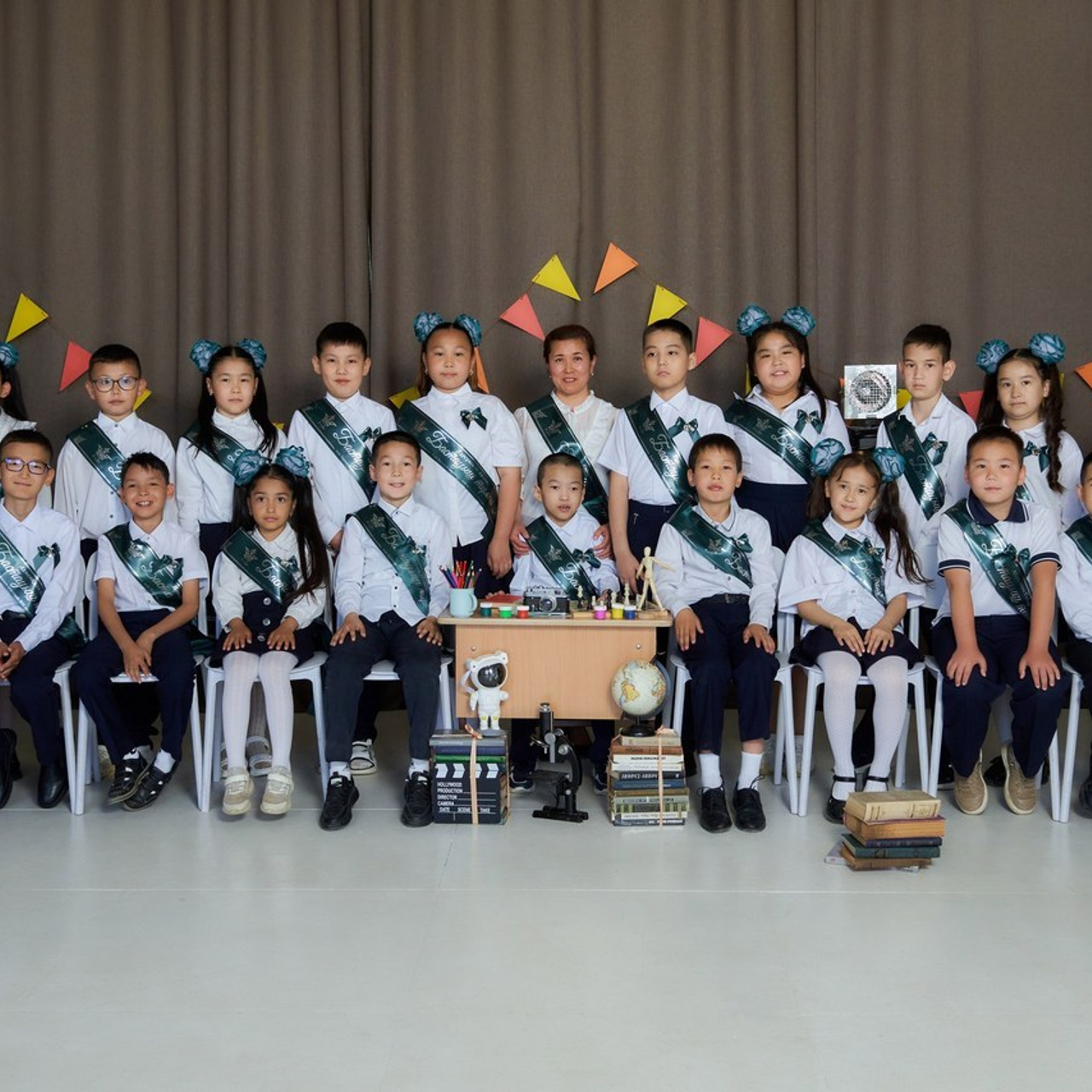 ОТЗЫВЫ. Школьный фотограф в Уральске, студия | Классный Школьный Альбом