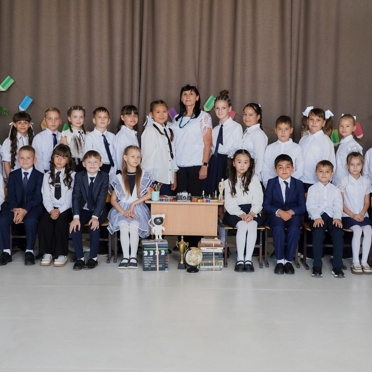 ОТЗЫВЫ. Школьный фотограф в Уральске, студия | Классный Школьный Альбом