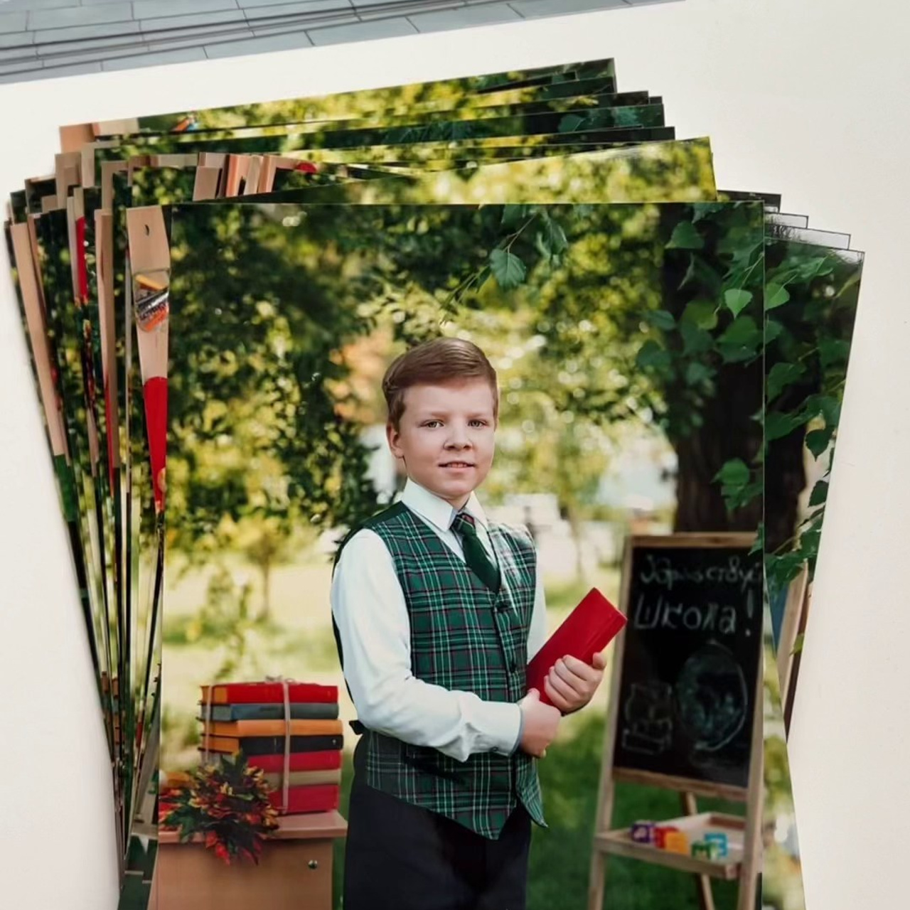 Фото­ссессия. Выпускные школьные фото­альбомы для школ и детских садов в Волгограде и Волжском