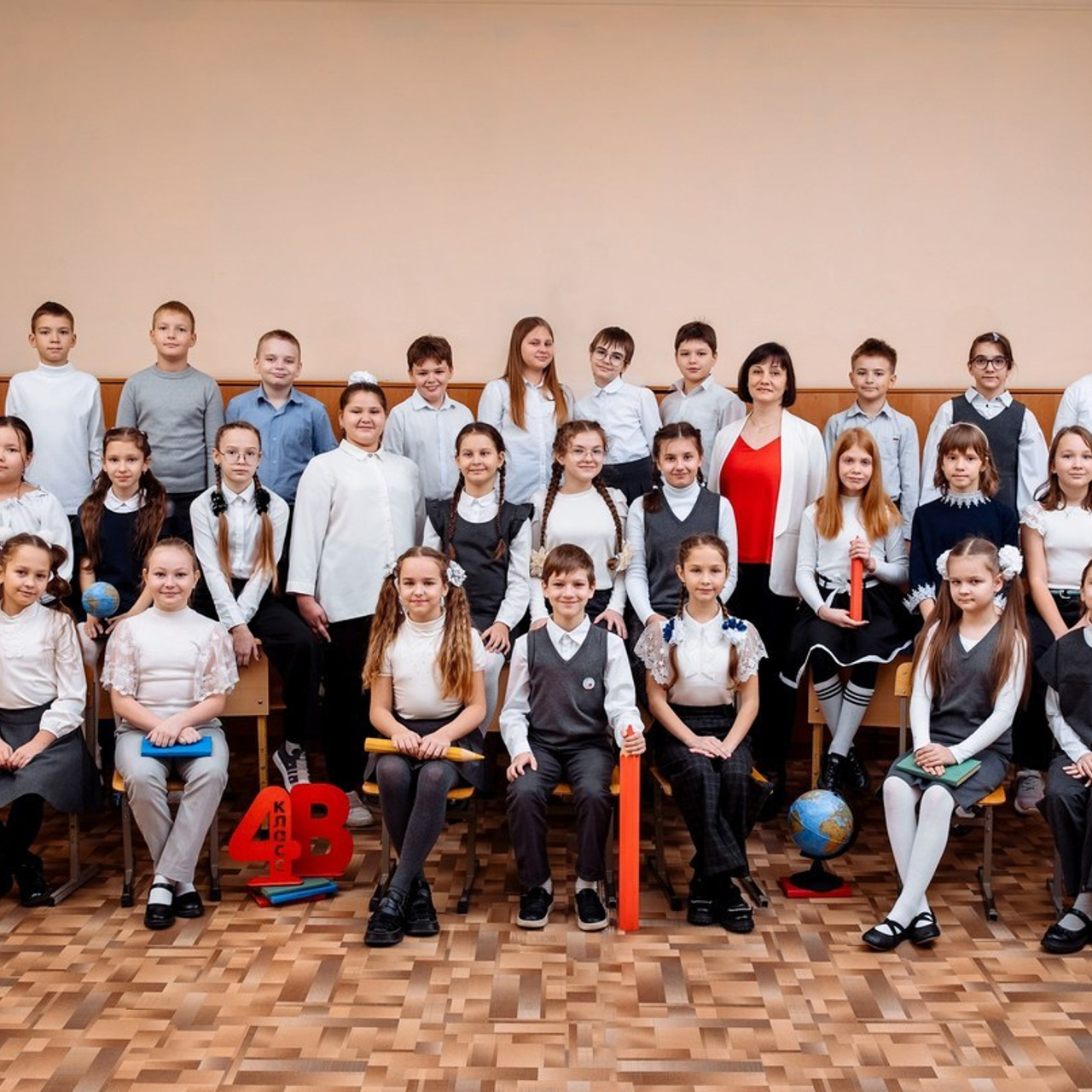 Отзывы. Выпускные школьные фото­альбомы для школ и детских садов в Волгограде и Волжском