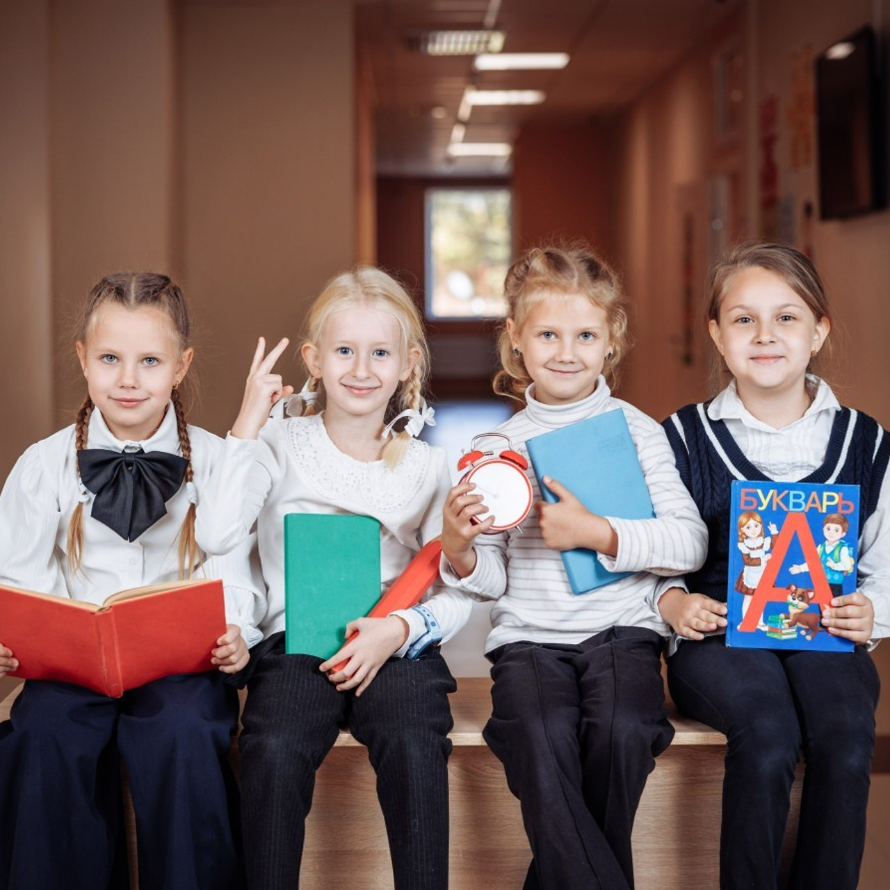 Отзывы. Выпускные школьные фото­альбомы для школ и детских садов в Волгограде и Волжском