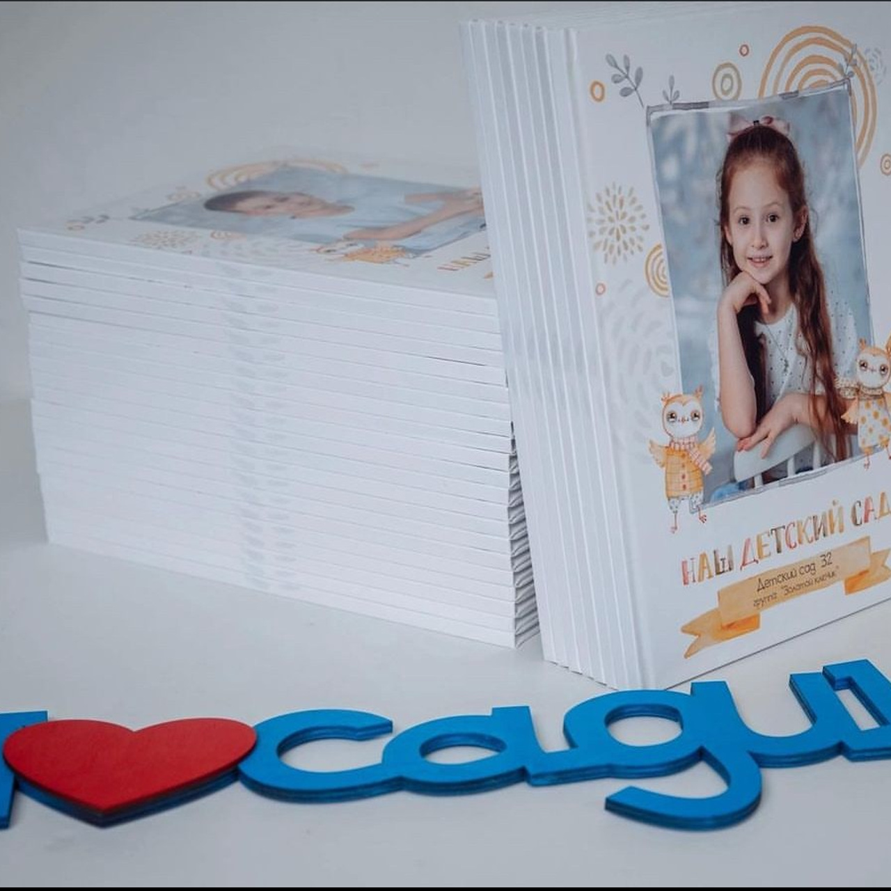 Выпускные альбомы для детских садов. Выпускные школьные фото­альбомы для школ и детских садов в Волгограде и Волжском