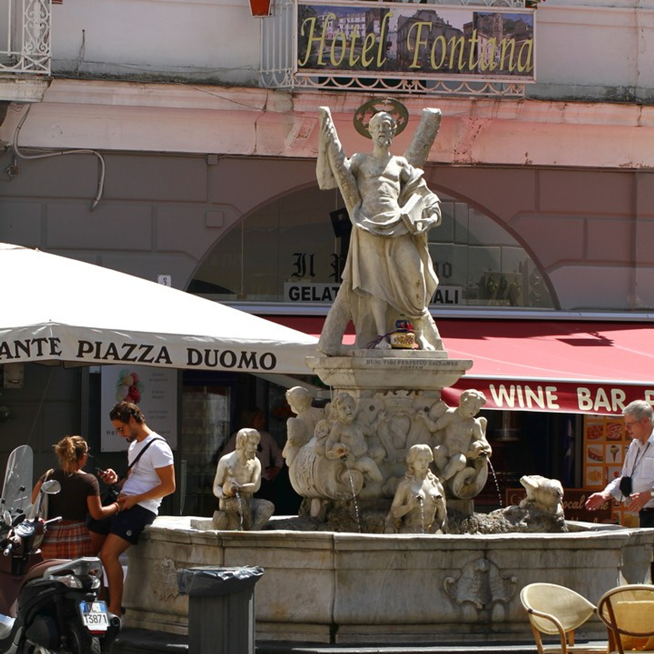 Италия. Амалфи, Бари 2012 г. Улица, люди, жизнь…