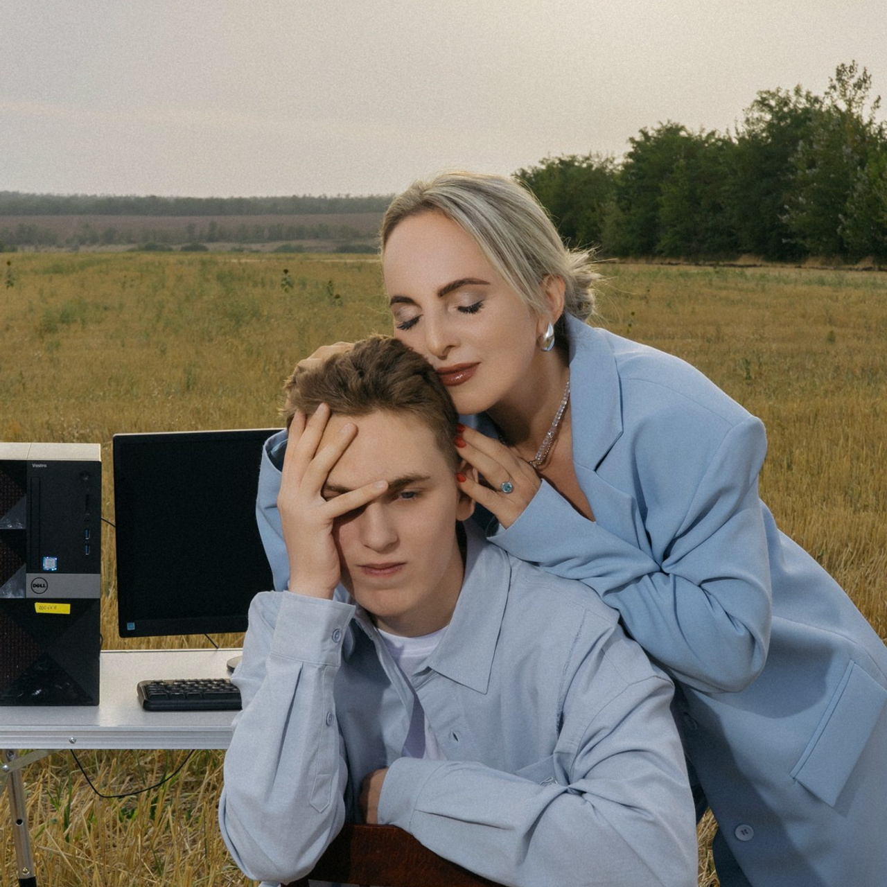 ТАКОЙ БОЛЬШОЙ, ХОТЬ И ВСЕГДА ОСТАНЕТСЯ МАЛЕНЬКИМ