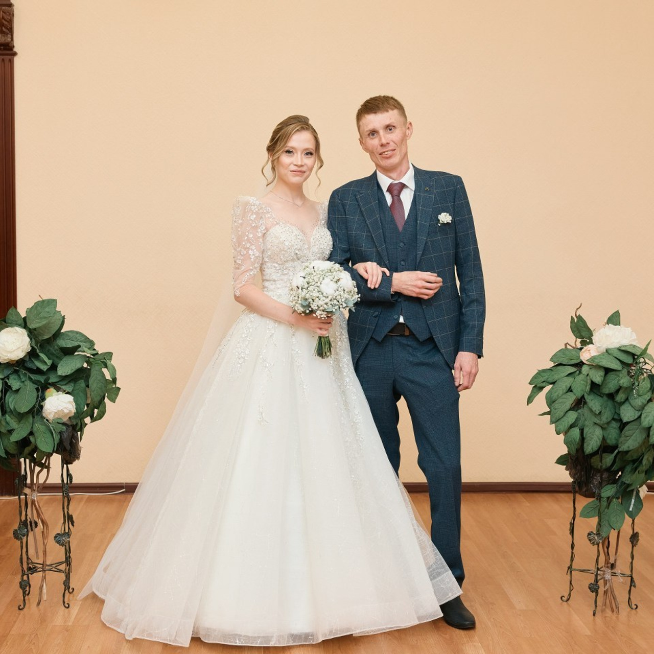 Отзывы клиентов. Мое имя Раиль. Я репортажный фотограф в Казани, так же мой любимый жанр — свадебный фотограф