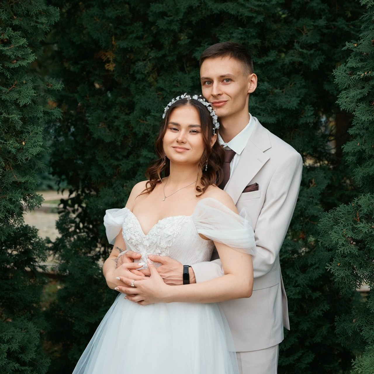 Отзывы клиентов. Мое имя Раиль. Я репортажный фотограф в Казани, так же мой любимый жанр — свадебный фотограф