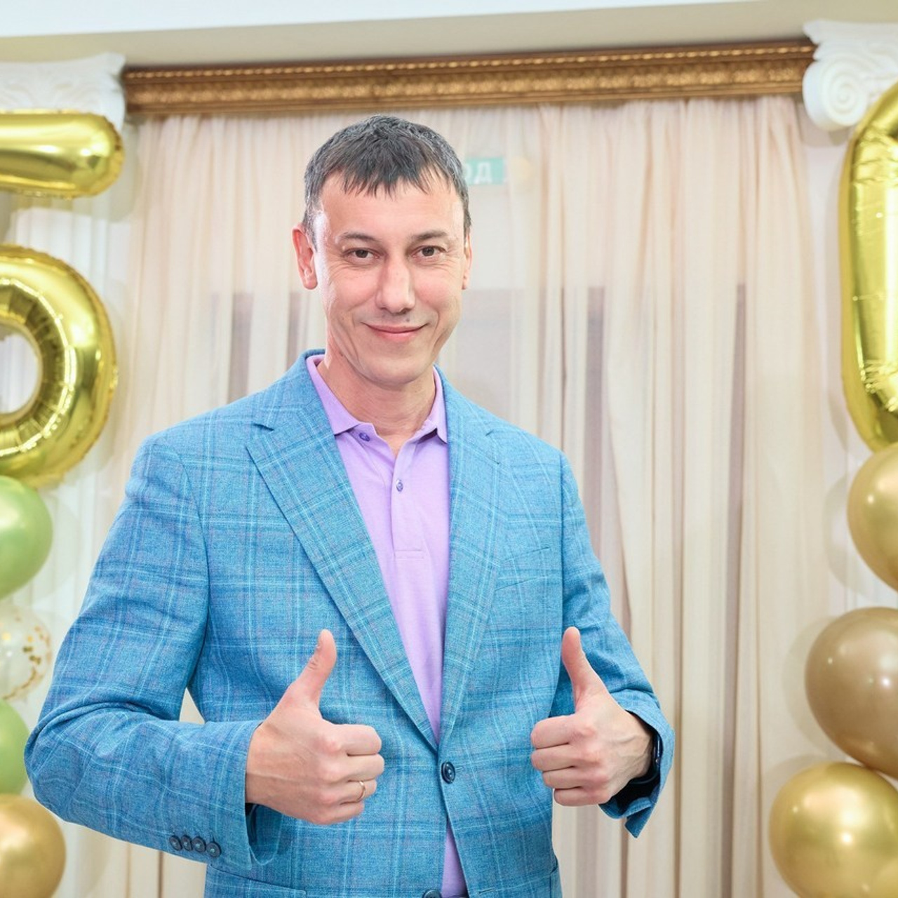 Отзывы клиентов. Мое имя Раиль. Я репортажный фотограф в Казани, так же мой любимый жанр — свадебный фотограф