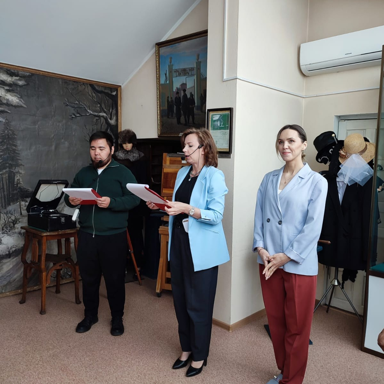 Фотовыставка к 1 июня 2025 «Мир детства». Детский и семейный фотограф в Павлодаре Оксана Солей. Школа моделей