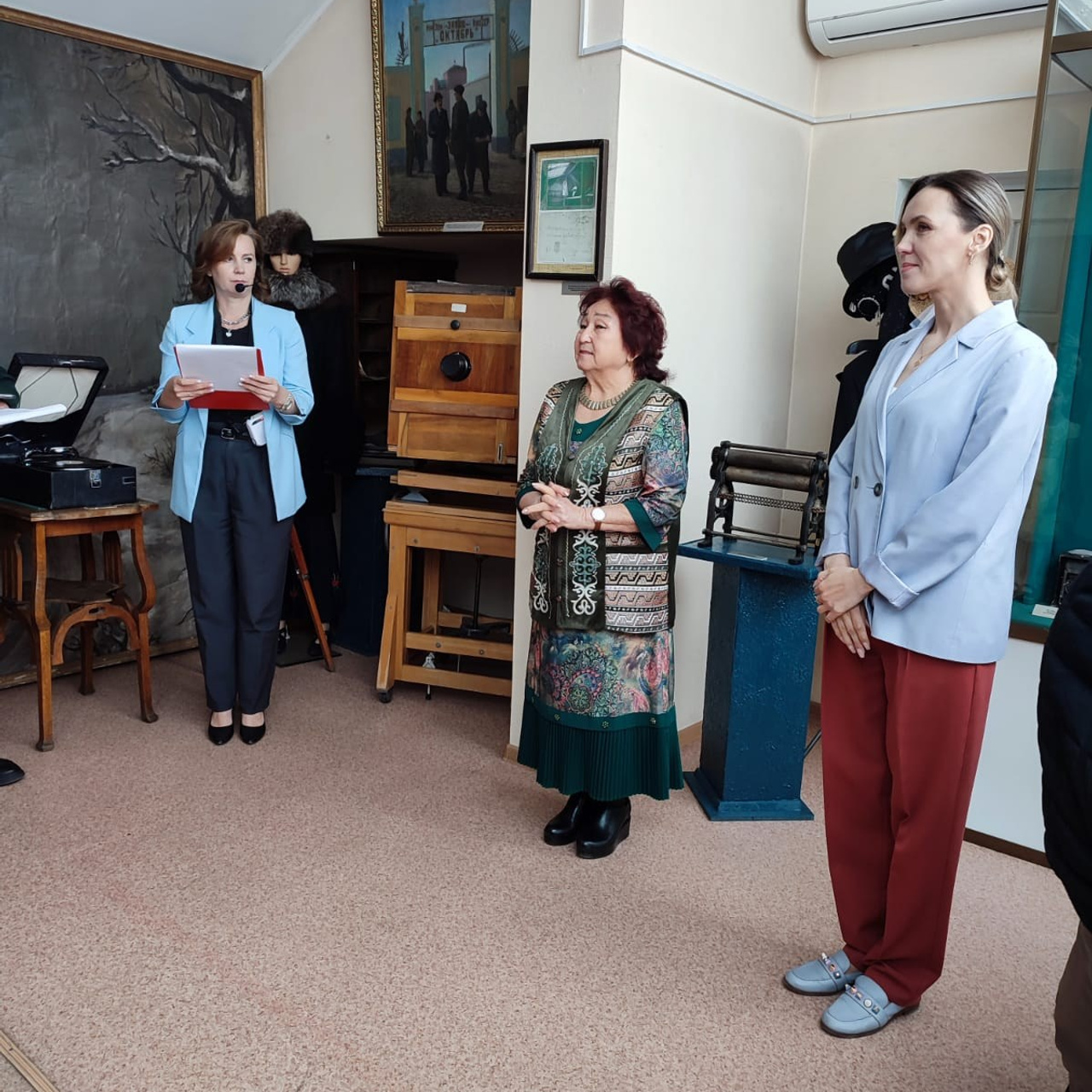 Фотовыставка к 1 июня 2025 «Мир детства». Детский и семейный фотограф в Павлодаре Оксана Солей. Школа моделей