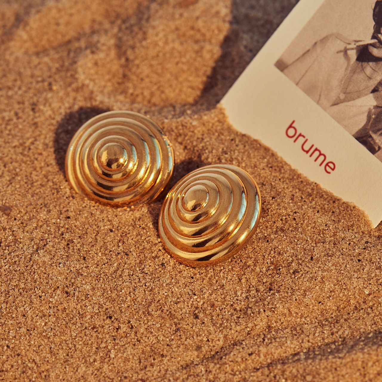 Campaign for the brand «BRUME». Hope_retouch