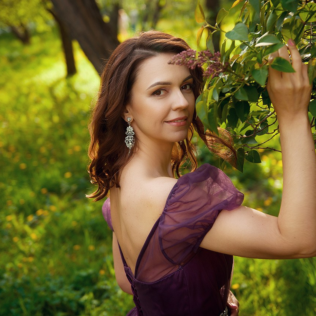 Анастасия в&nbsp;цветущем парке