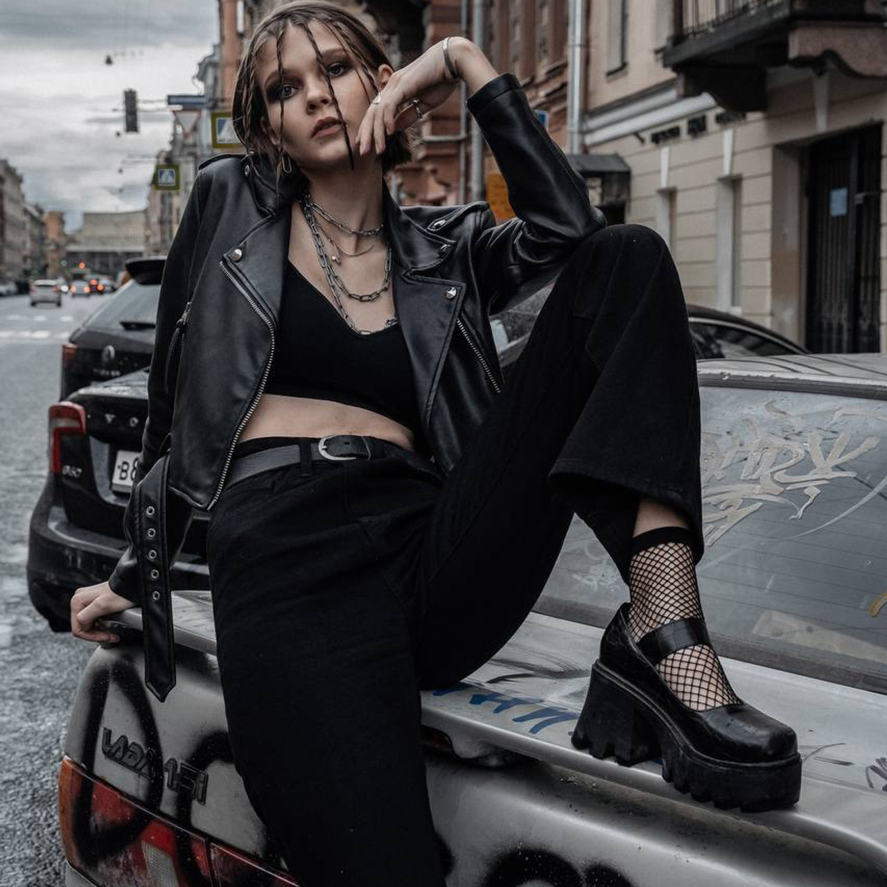 Street Photo: «F *ck the police»