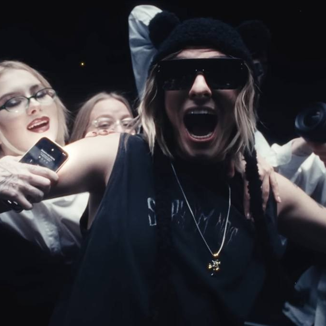 Видеоклипы