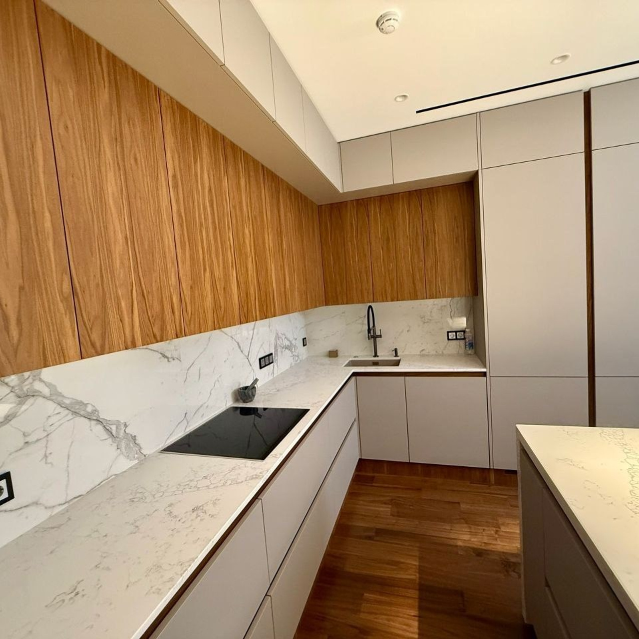 Кухни. КУХНИ, шкафы, гардеробные, предметы интерьера, дизайн-проект, замер, доставки и монтаж