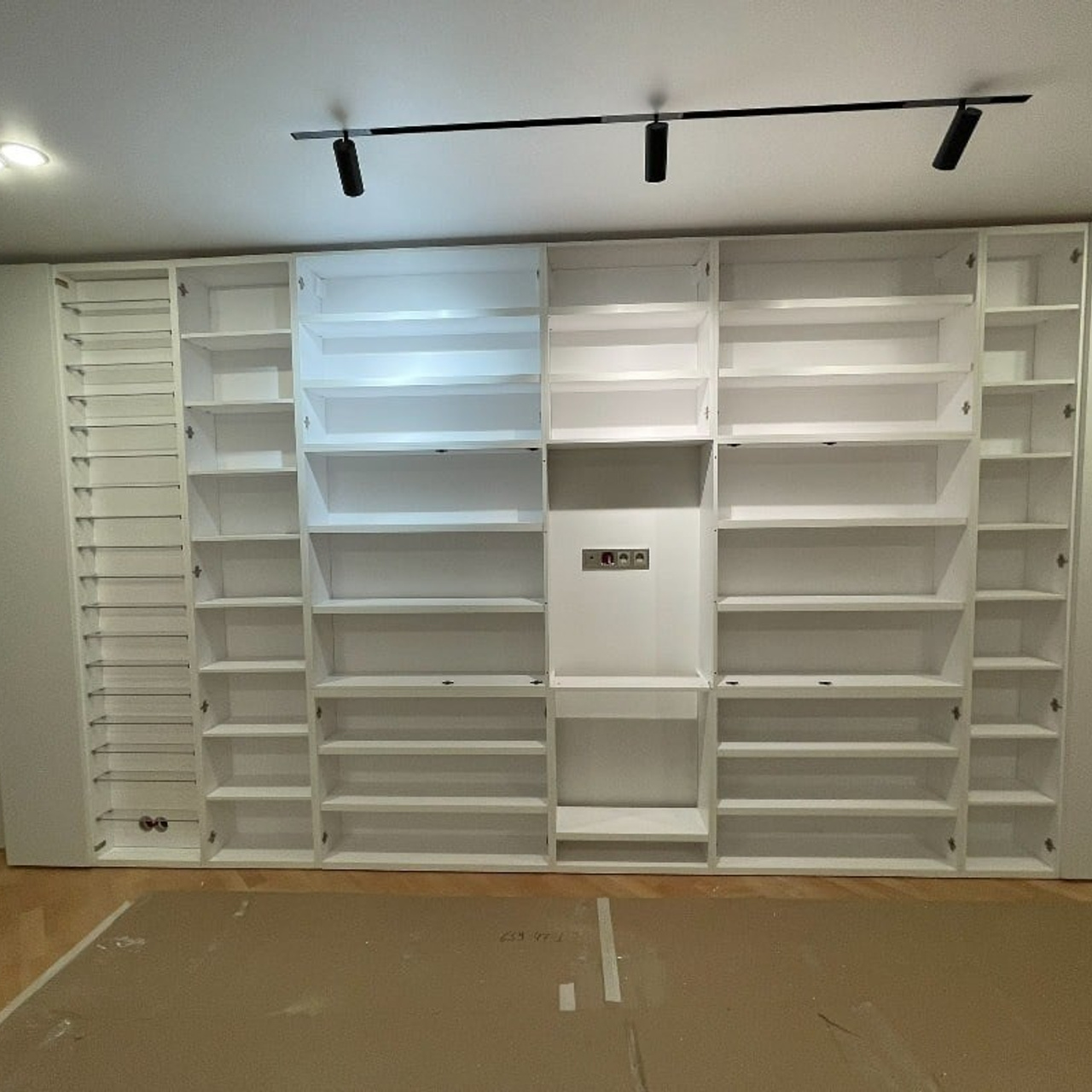 Шкафы. КУХНИ, шкафы, гардеробные, предметы интерьера, дизайн-проект, замер, доставки и монтаж