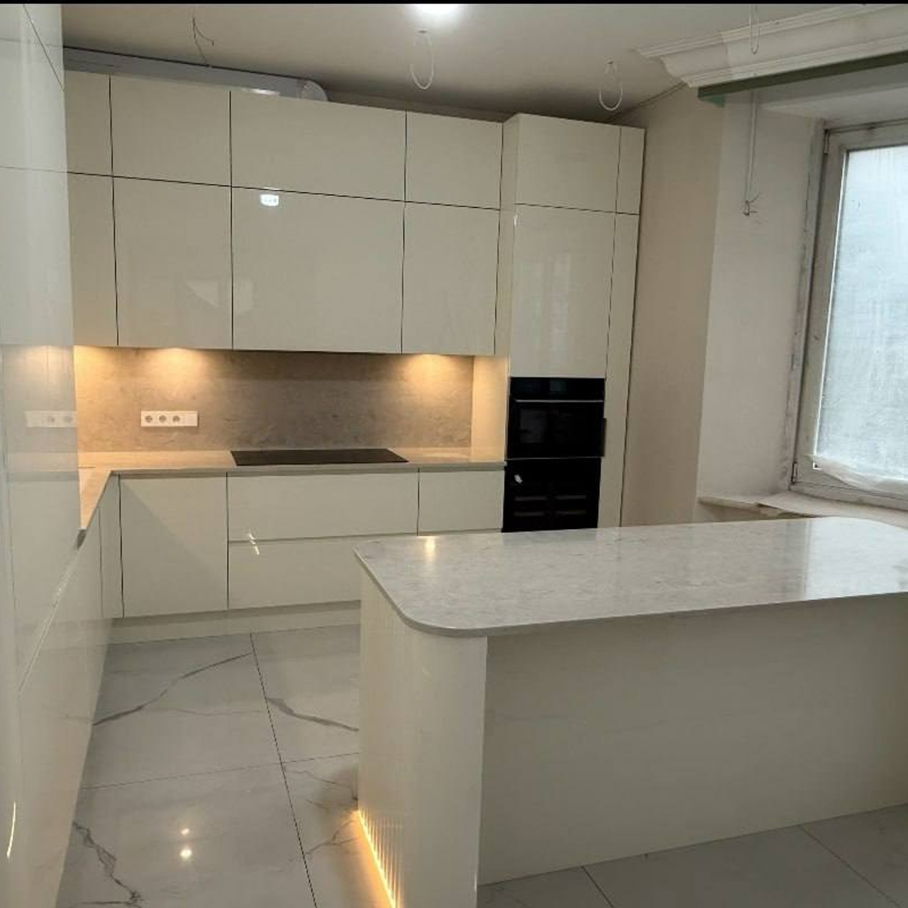 Кухни. КУХНИ, шкафы, гардеробные, предметы интерьера, дизайн-проект, замер, доставки и монтаж