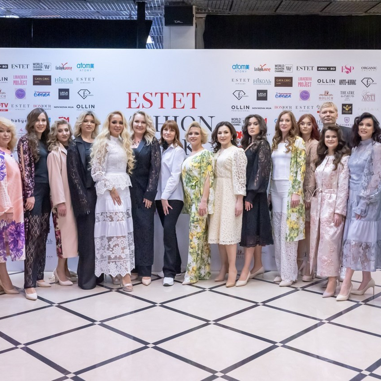 Отзывы. Фотограф Екатеринбург. Портретный fashion свадебный предметный фотограф для маркетплейсов (Озон Wildberries Мегамаркет) Андрей Наговицин