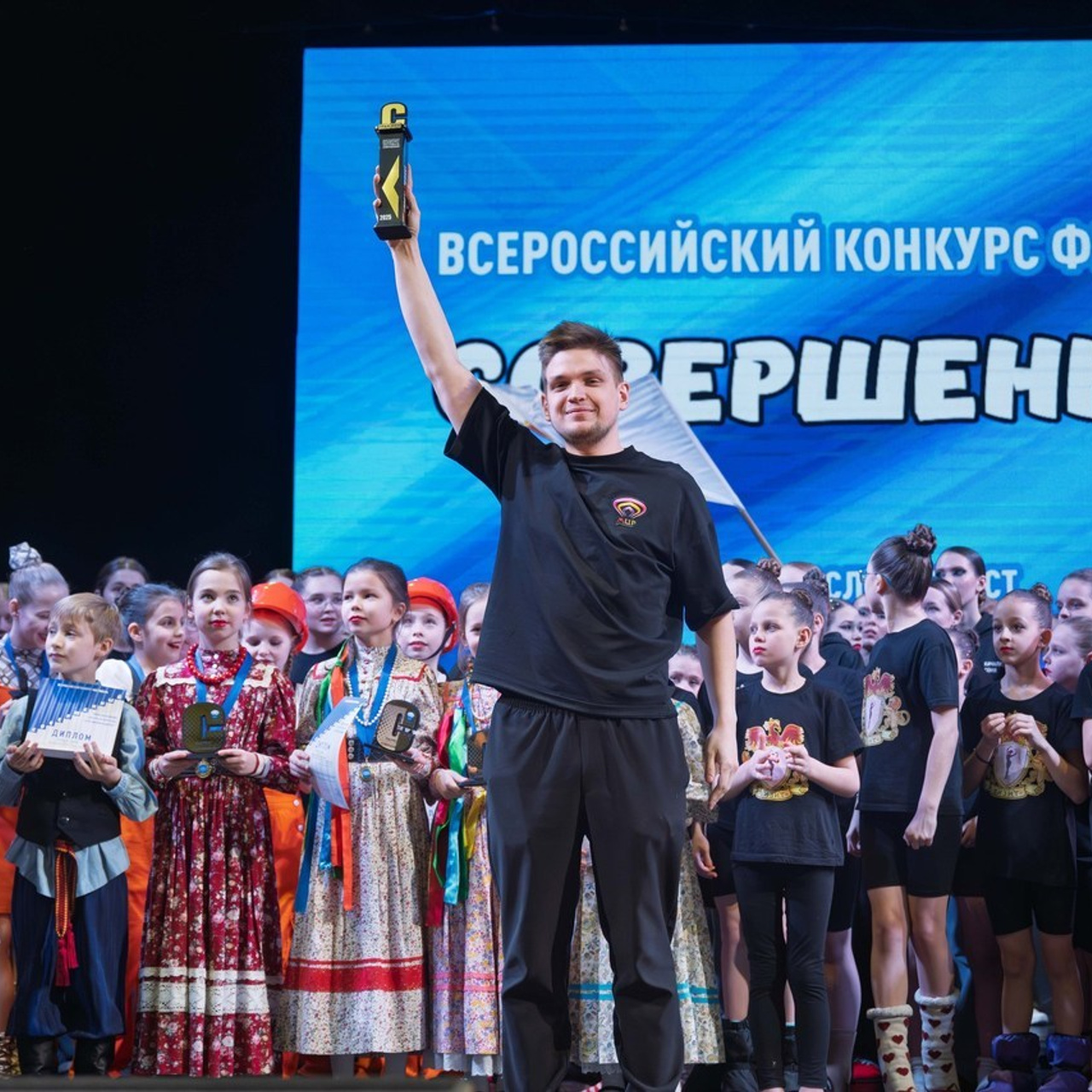 Отзывы. Фотограф Екатеринбург. Портретный fashion свадебный предметный фотограф для маркетплейсов (Озон Wildberries Мегамаркет) Андрей Наговицин