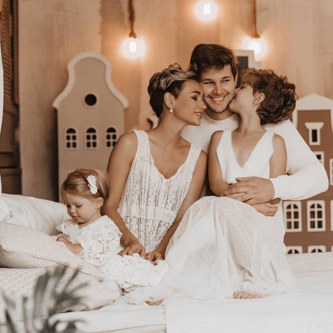 Семейная фотосессия | Фотограф Ириша Гришина. Контент съемка | Мобильный фотограф Ириша Гришина