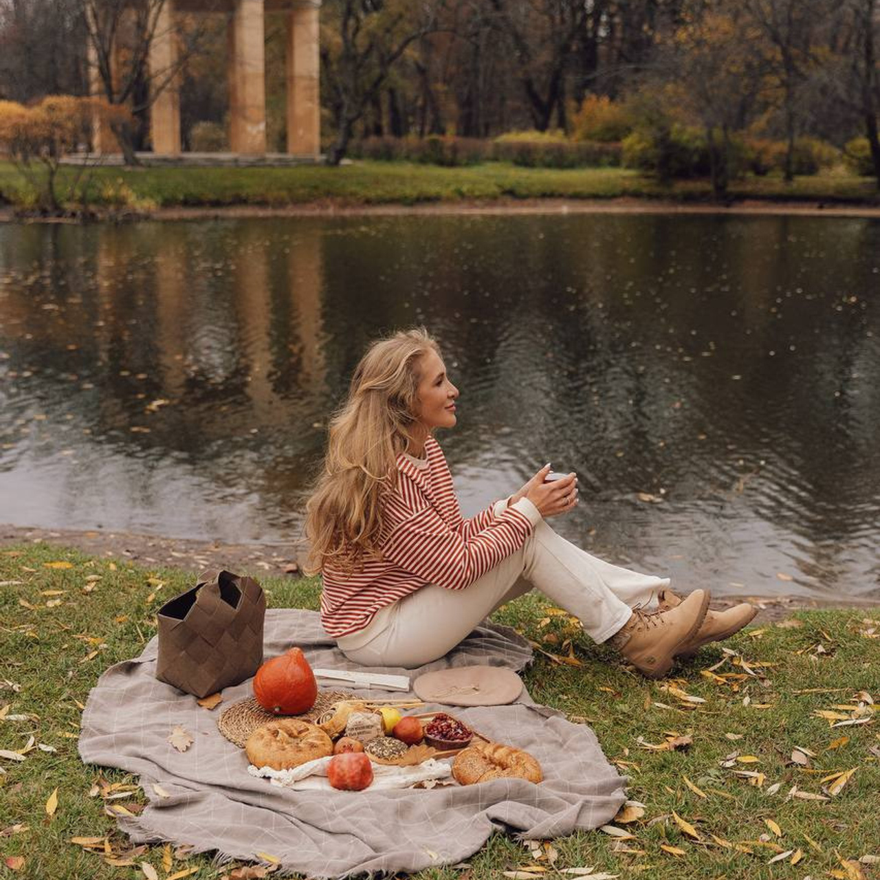 Индивидуальная фотосессия | Фотограф Ириша Гришина. Контент съемка | Мобильный фотограф Ириша Гришина